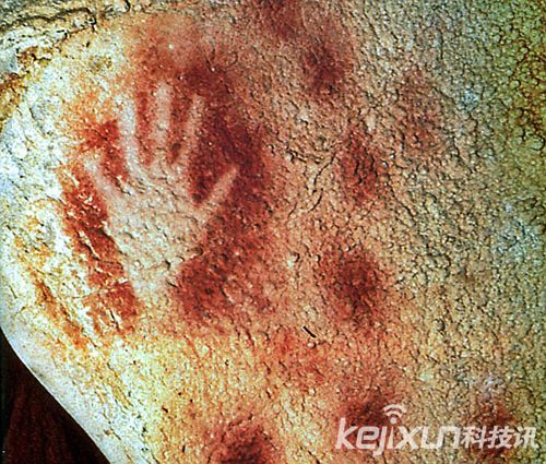 印万年前洞穴发现外星人和UFO壁画 史前壁画至今难解190 / 作者:UFO爱好者 / 帖子ID:84697