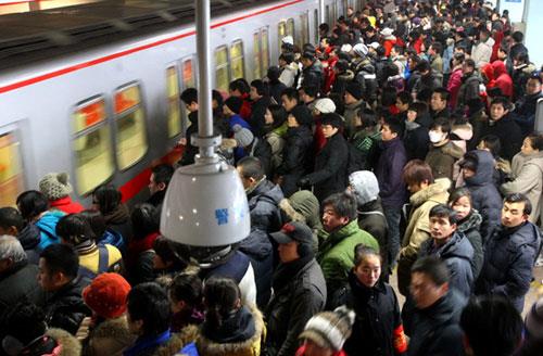 地铁出现事故如何自救？乘坐地铁安全自救必备知识大全735 / 作者:UFO爱好者 / 帖子ID:70446