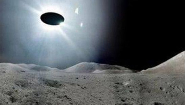 月球属于人造星球？可能居住着外星生物961 / 作者:UFO爱好者 / 帖子ID:99412