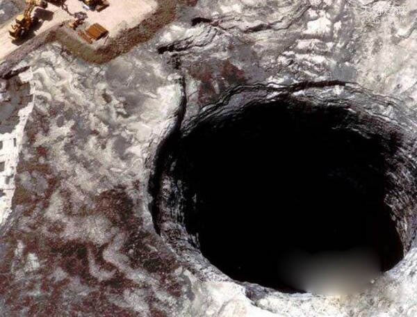 地心疑似存在神秘种族:地心空洞只竟是伪科学878 / 作者:UFO爱好者 / 帖子ID:70897