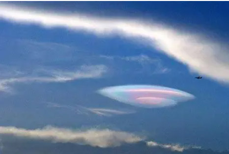 国内多架航班遭遇UFO，中国UFO悬案729 / 作者:UFO爱好者 / 帖子ID:68648