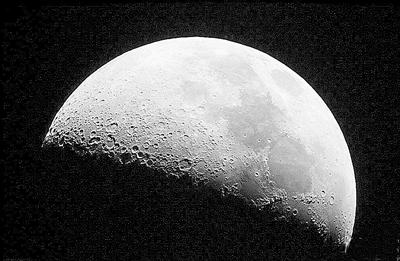 探索月球未解之谜 月球是如何形成的？201 / 作者:UFO爱好者 / 帖子ID:67543