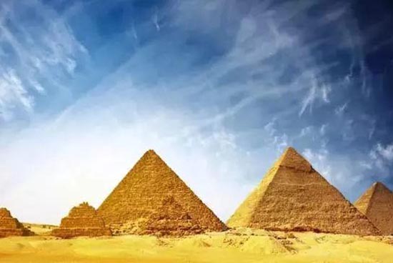 解读10大金字塔之谜127 / 作者:UFO爱好者 / 帖子ID:70902