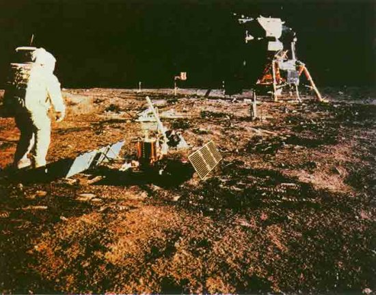 月球神秘事件 与UFO外星人或有关240 / 作者:UFO爱好者 / 帖子ID:85975
