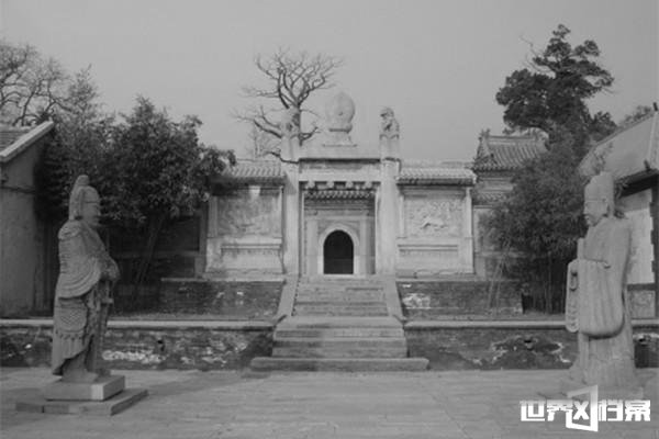 李莲英死亡之谜:为何身首异处棺内有头无尸?558 / 作者:UFO爱好者 / 帖子ID:68408 李莲英死亡之谜:为何身首异处棺内有头无尸?558 / 作者:UFO爱好者 / 帖子ID:68408