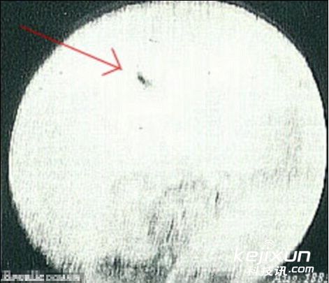 首张UFO照片实为彗星划过地球259 / 作者:UFO爱好者 / 帖子ID:84942