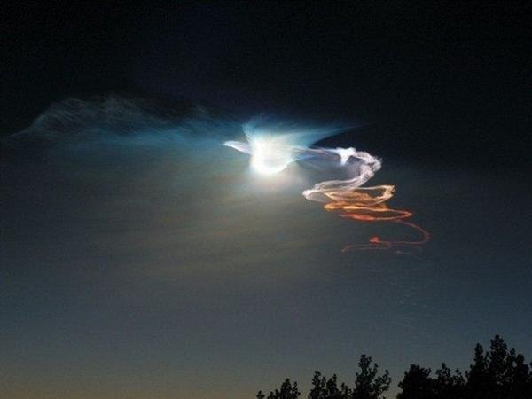 俄罗斯发现UFO外星人蹒跚飞行991 / 作者:UFO爱好者 / 帖子ID:89753