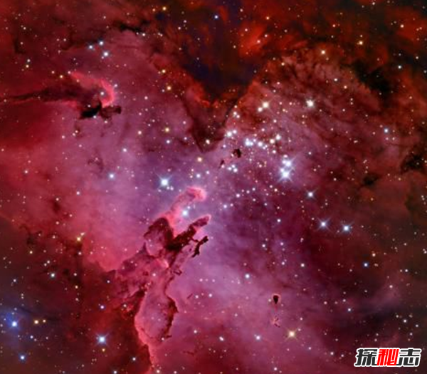哈勃望远镜拍到老鹰星云中的人脸,一尊静佛面容严肃在打坐895 / 作者:UFO爱好者 / 帖子ID:98199