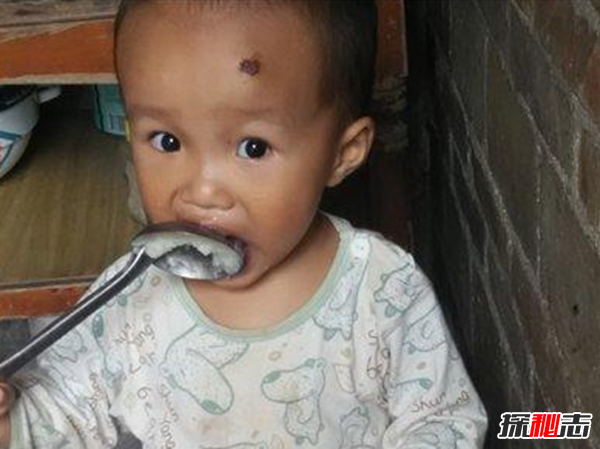 南京徐宝宝事件,5个月婴儿不治身亡(值班医生玩游戏冷漠对待)566 / 作者:UFO爱好者 / 帖子ID:105050