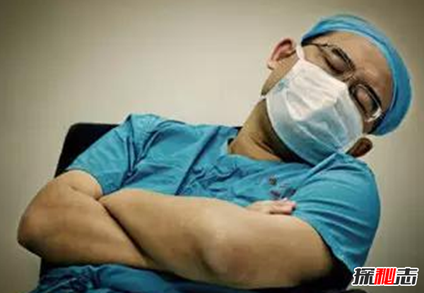 南京徐宝宝事件,5个月婴儿不治身亡(值班医生玩游戏冷漠对待)578 / 作者:UFO爱好者 / 帖子ID:105050