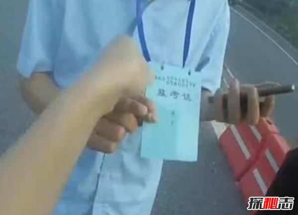 细数那些年发生的高考事件,高考答题卡掉包背后真相?发人深思655 / 作者:UFO爱好者 / 帖子ID:104902