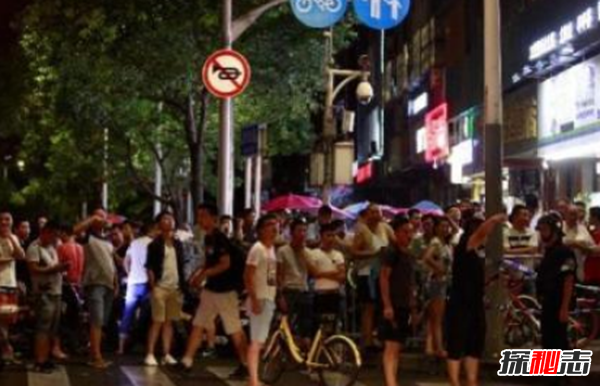 暴力!盘点中国各地砍人事件,江西吉水砍人事件引起居民恐慌453 / 作者:UFO爱好者 / 帖子ID:104897 暴力!盘点中国各地砍人事件,江西吉水砍人事件引起居民恐慌453 / 作者:UFO爱好者 / 帖子ID:104897