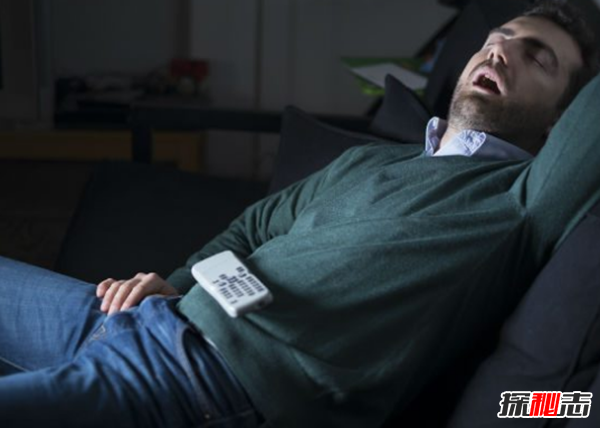 世界上最可笑的十件死亡事件,美国一数学家因妻子住院而饿死634 / 作者:UFO爱好者 / 帖子ID:104764