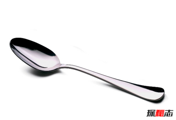 最不可思议的事?十大杀人最利的凶器事件,51岁女子乳房闷死男友568 / 作者:UFO爱好者 / 帖子ID:104729