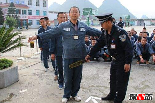 进监狱容易出监狱难,盘点十大监狱生存技巧311 / 作者:UFO爱好者 / 帖子ID:104615