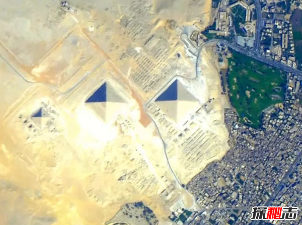 在太空可以看到什么?从太空看到地球上的十大巨物733 / 作者:UFO爱好者 / 帖子ID:98106