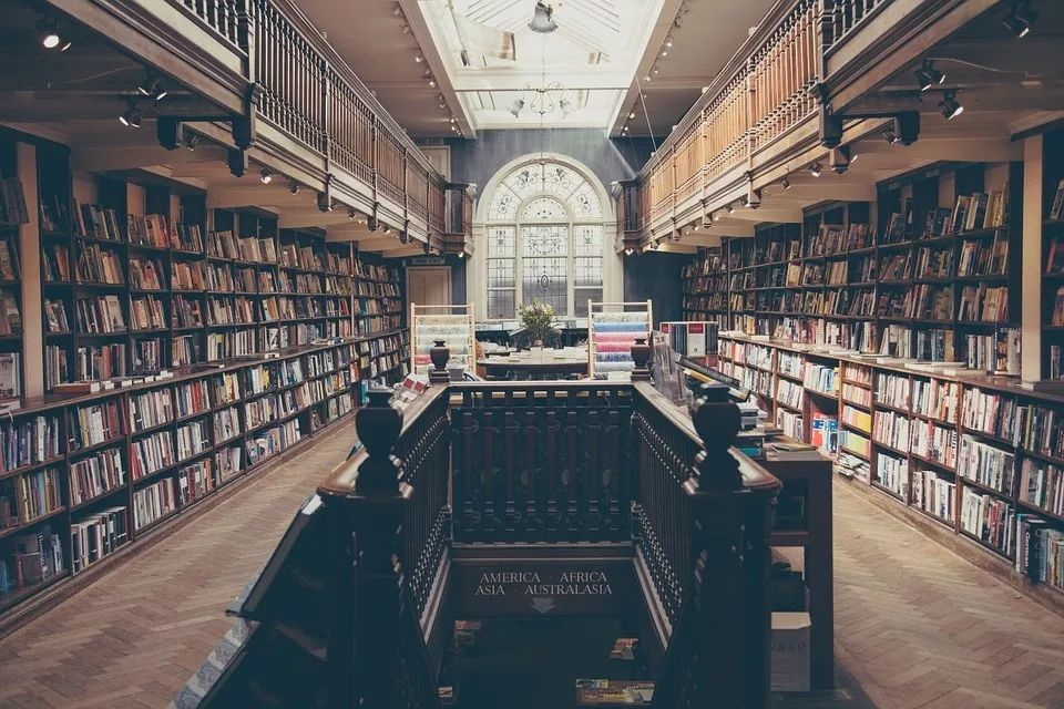 图书借阅量大跌 今天的大学生都不读书了吗?284 / 作者:UFO爱好者 / 帖子ID:85010 图书借阅量大跌 今天的大学生都不读书了吗?284 / 作者:UFO爱好者 / 帖子ID:85010