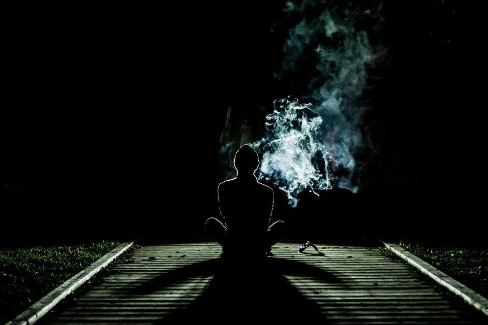 吸烟可能会改变一个人的性格805 / 作者:UFO爱好者 / 帖子ID:84788 吸烟可能会改变一个人的性格805 / 作者:UFO爱好者 / 帖子ID:84788