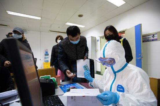 专家组制定《新型冠状病毒肺炎诊疗快速指南》120 / 作者:UFO爱好者 / 帖子ID:82873 专家组制定《新型冠状病毒肺炎诊疗快速指南》120 / 作者:UFO爱好者 / 帖子ID:82873