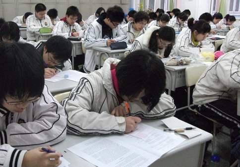 疫情宅在家期间，我们该如何维护家庭亲密关系？85 / 作者:UFO爱好者 / 帖子ID:82262