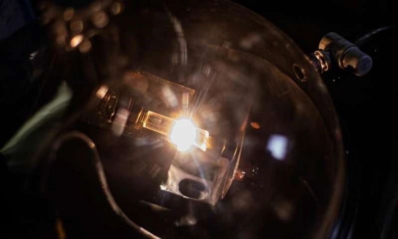 变废为宝！从垃圾到石墨烯只需几毫秒715 / 作者:UFO爱好者 / 帖子ID:81787