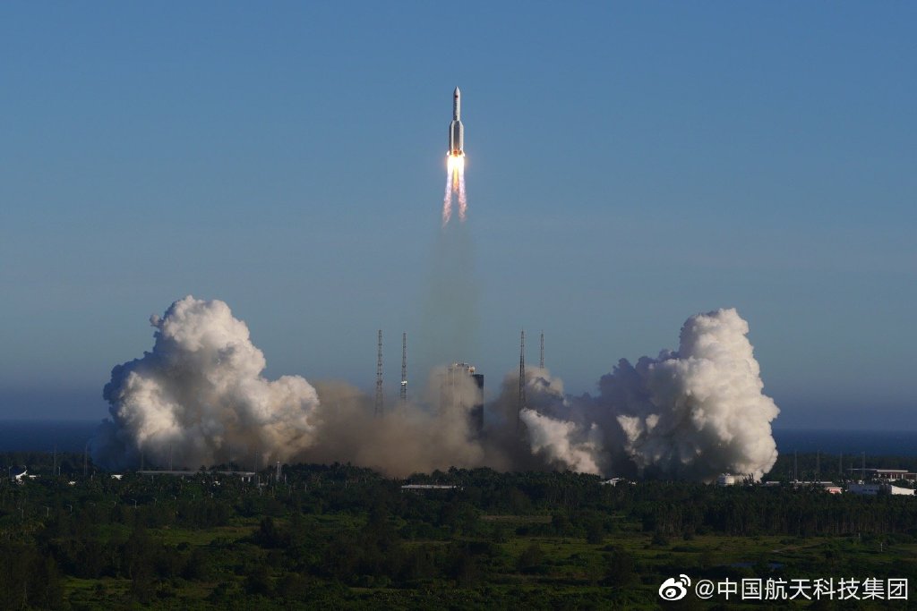 长征五号B运载火箭首飞成功！914 / 作者:UFO爱好者 / 帖子ID:80621