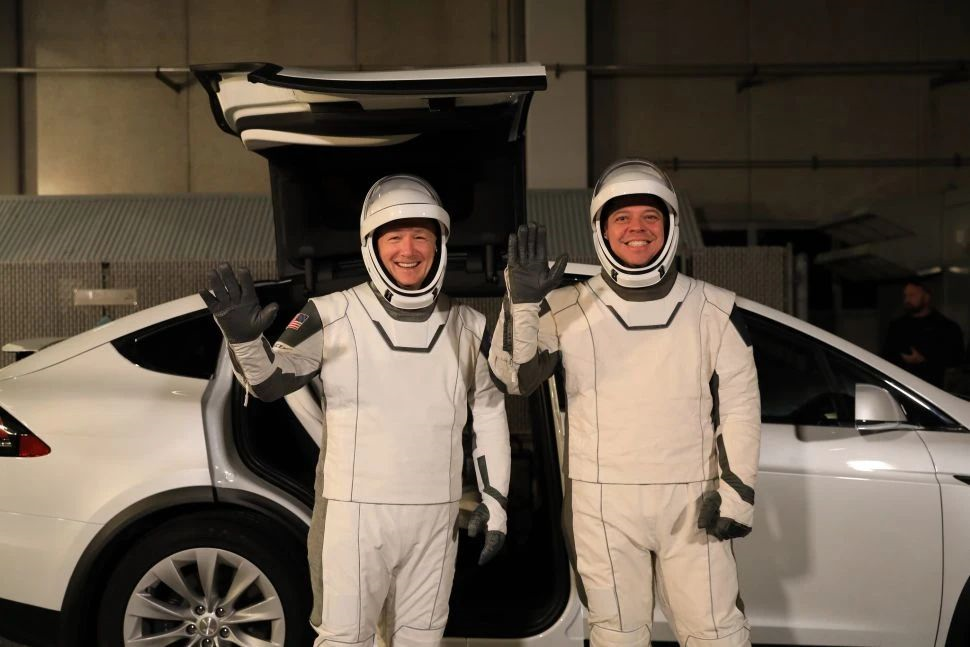 SpaceX龙飞船发射成功！734 / 作者:UFO爱好者 / 帖子ID:80039