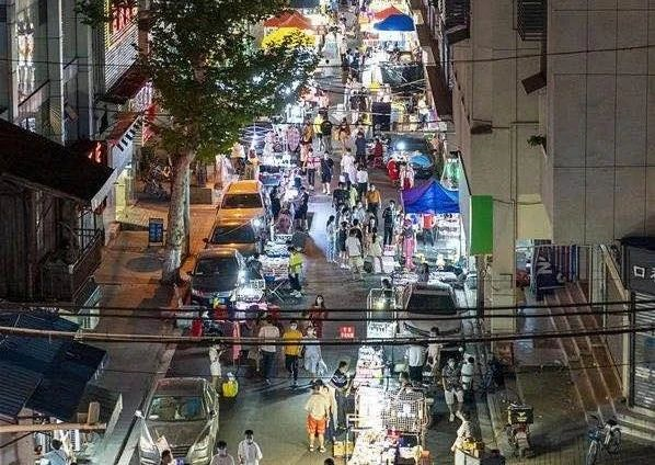 地摊经济如何拯救贫民241 / 作者:UFO爱好者 / 帖子ID:79930