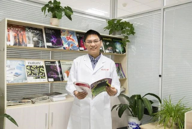 武大教授李红良回应女儿研究“喝茶抗癌”获奖687 / 作者:UFO爱好者 / 帖子ID:78899 武大教授李红良回应女儿研究“喝茶抗癌”获奖687 / 作者:UFO爱好者 / 帖子ID:78899