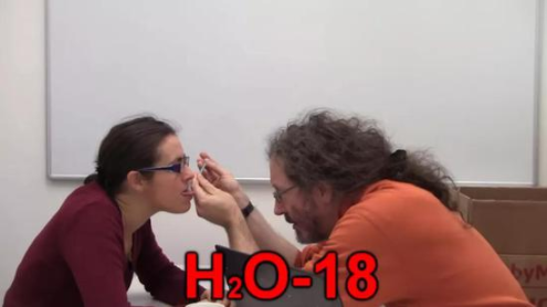重水能喝吗？喝过的勇士竟然都说有点甜？970 / 作者:UFO爱好者 / 帖子ID:70537