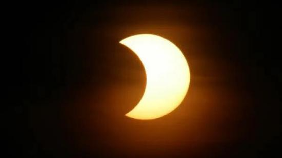 今年全球唯一一次日环食今天亮相885 / 作者:UFO爱好者 / 帖子ID:67320