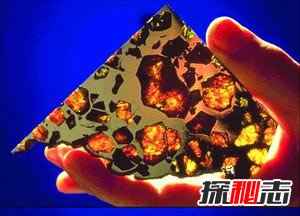 世界十大传世国宝：蒙娜丽莎的微笑曾被盗(需34.2亿美元赎回)15 / 作者:UFO爱好者 / 帖子ID:97760