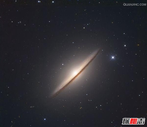 草帽星系之谜,草帽星系竟有一个大黑洞(提供能量)250 / 作者:UFO爱好者 / 帖子ID:98354
