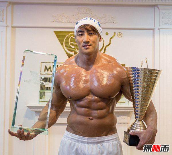 全球十大肌肉男巨兽，人间巨兽坐飞机都要特定款459 / 作者:UFO爱好者 / 帖子ID:105424