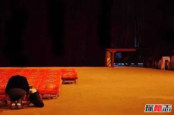 拜佛禁忌,千万不要衣着暴露的去拜佛(封建迷信)146 / 作者:UFO爱好者 / 帖子ID:105423