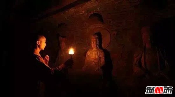 拜佛禁忌,千万不要衣着暴露的去拜佛(封建迷信)194 / 作者:UFO爱好者 / 帖子ID:105423