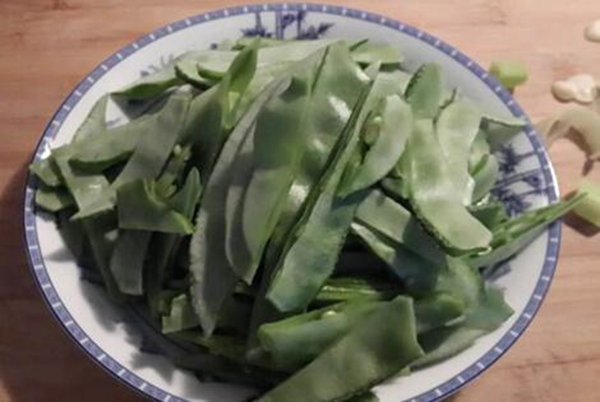 梅豆和什么相克 没有相克的食物自身具有强烈毒性966 / 作者:UFO爱好者 / 帖子ID:77832