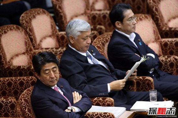 日本首相能废除天皇吗？日本首相和天皇哪个大709 / 作者:UFO爱好者 / 帖子ID:88863