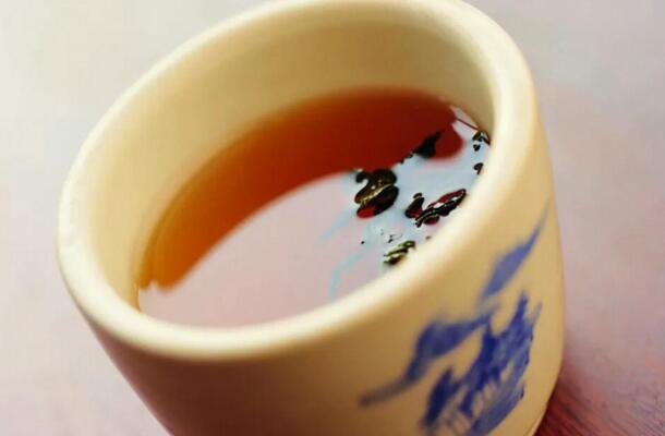 隔夜茶能喝吗?隔夜茶有哪些妙用(丢弃可惜)103 / 作者:UFO爱好者 / 帖子ID:83578