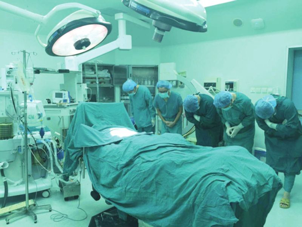 脑死亡3个月后产子?26岁女子宣布死亡后成功分娩825 / 作者:UFO爱好者 / 帖子ID:83301