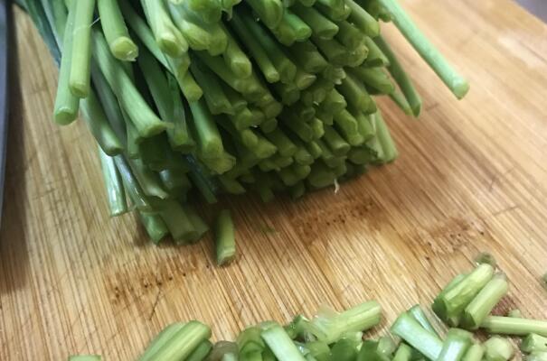 韭菜禁忌人群有哪些 这些人为什么不能多吃韭菜30 / 作者:UFO爱好者 / 帖子ID:75672