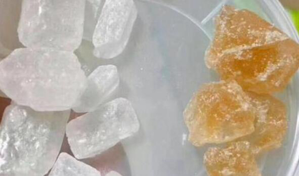 白冰糖和黄冰糖的区别 多处不同（吃的时候要注意）518 / 作者:UFO爱好者 / 帖子ID:75099