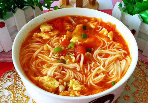 春节为什么不能吃面条 一般习惯吃饺子某些地方吃面条412 / 作者:UFO爱好者 / 帖子ID:75085