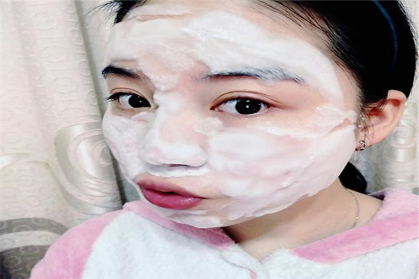 面膜有很多泡沫是怎么回事 泡泡面膜安全吗943 / 作者:UFO爱好者 / 帖子ID:88942