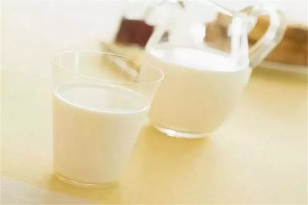 牛奶能装保温杯吗 牛奶装在保温杯的存放时间52 / 作者:UFO爱好者 / 帖子ID:88636