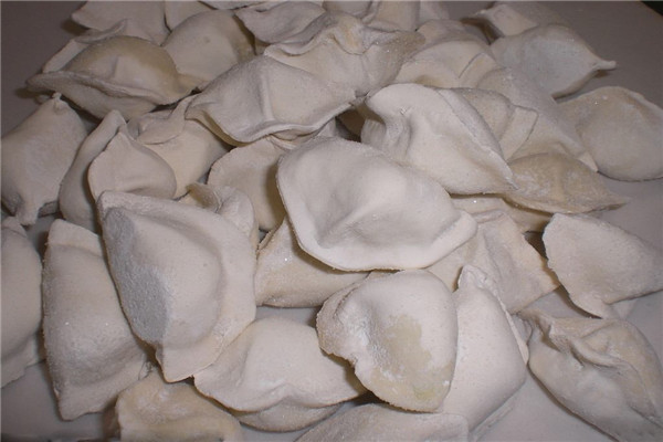 冻饺子跟冷水一起下吗 煮饺子不破的方法34 / 作者:UFO爱好者 / 帖子ID:88572