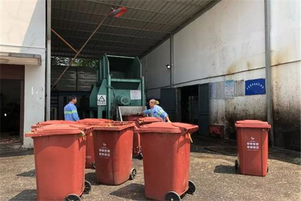 过期粉底液什么垃圾 如何判断粉底液是否过期477 / 作者:UFO爱好者 / 帖子ID:88407