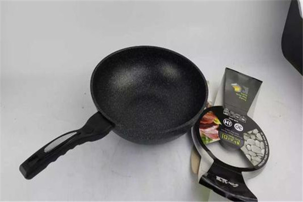 麦饭石和不粘锅的区别 麦饭石锅的材质与优点有哪些535 / 作者:UFO爱好者 / 帖子ID:88351