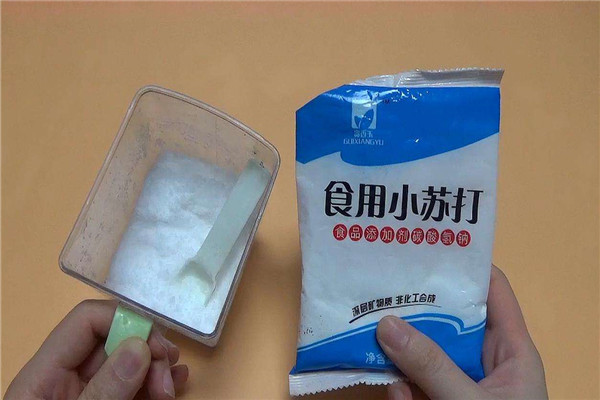 白衬衣被染成蓝的了怎么办 白衬衣应该如何清洗干净176 / 作者:UFO爱好者 / 帖子ID:88247