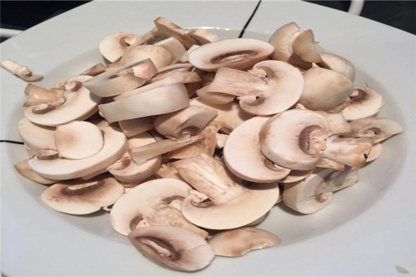 蘑菇和豆角能一起吃吗 蘑菇和豆角一起吃的好处626 / 作者:UFO爱好者 / 帖子ID:88081
